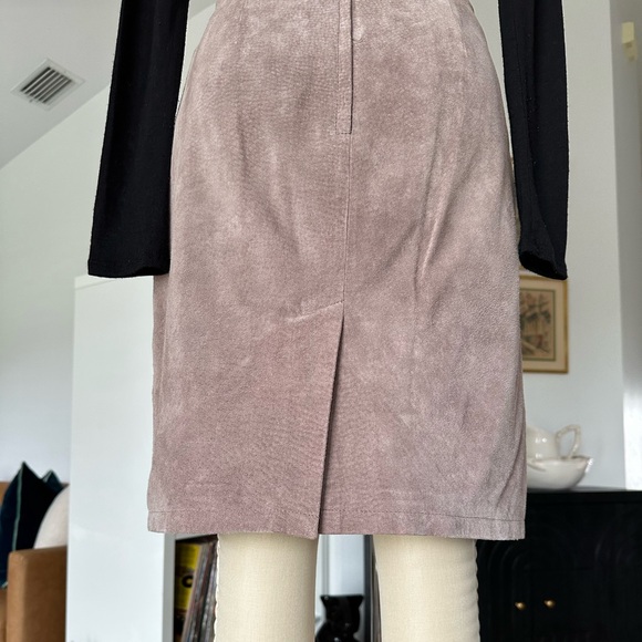 Vintage 80’s Suede Skirt - Picture 13 of 16